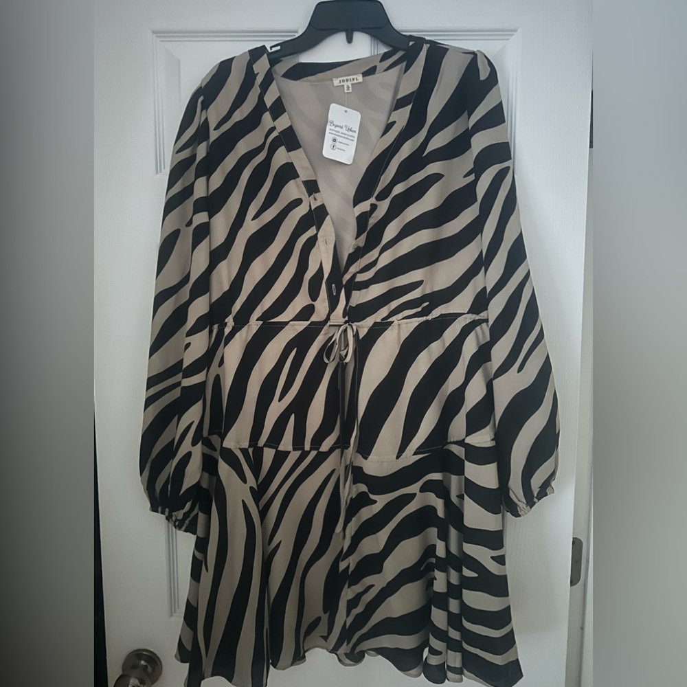 JODIFL Black and Tan Zebra Print Blouse
